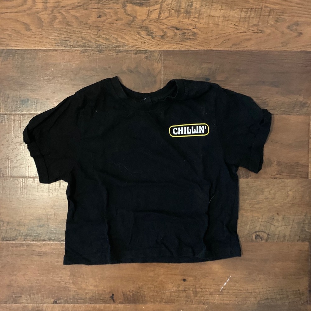 Cropped black graphic tee